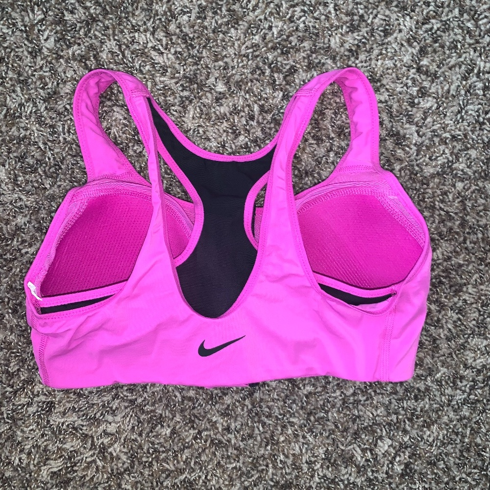 Hot Pink Push-up Sports Bra - Picture 2 of 4